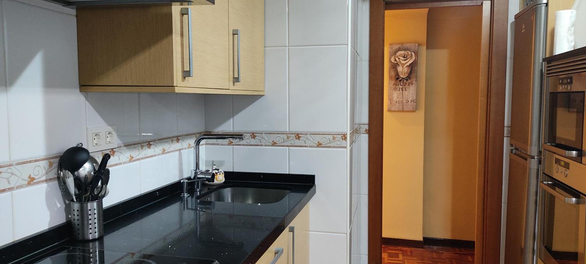 Precioso Piso En El Centro De 阿维莱斯 外观 照片
